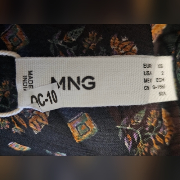 MANGO Black & Yellow Floral Ruffled Mock WrapTop. Size XS NWT - Picture 8 of 13